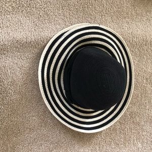 Kate Spade hat. Never worn
